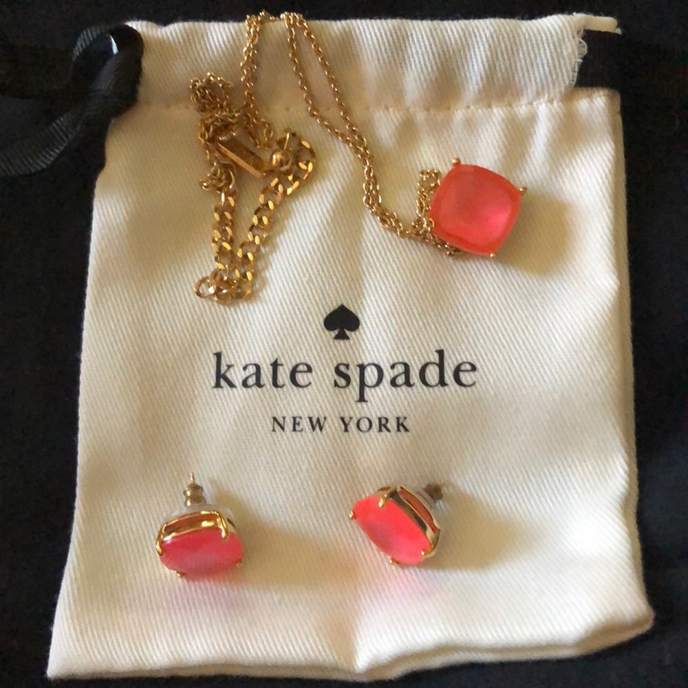 Kate Spade Gold Necklace & Earring Set